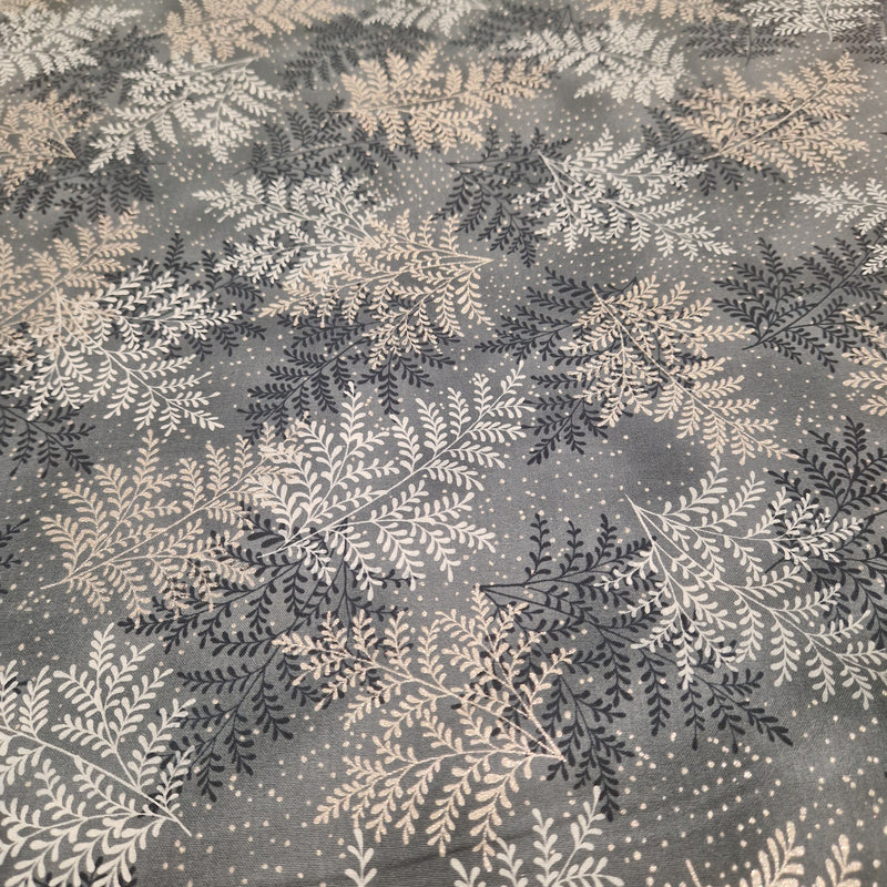 Robert Kaufman - Patchworkstof A Walk on the Patch Metallic Mist - 19109-245