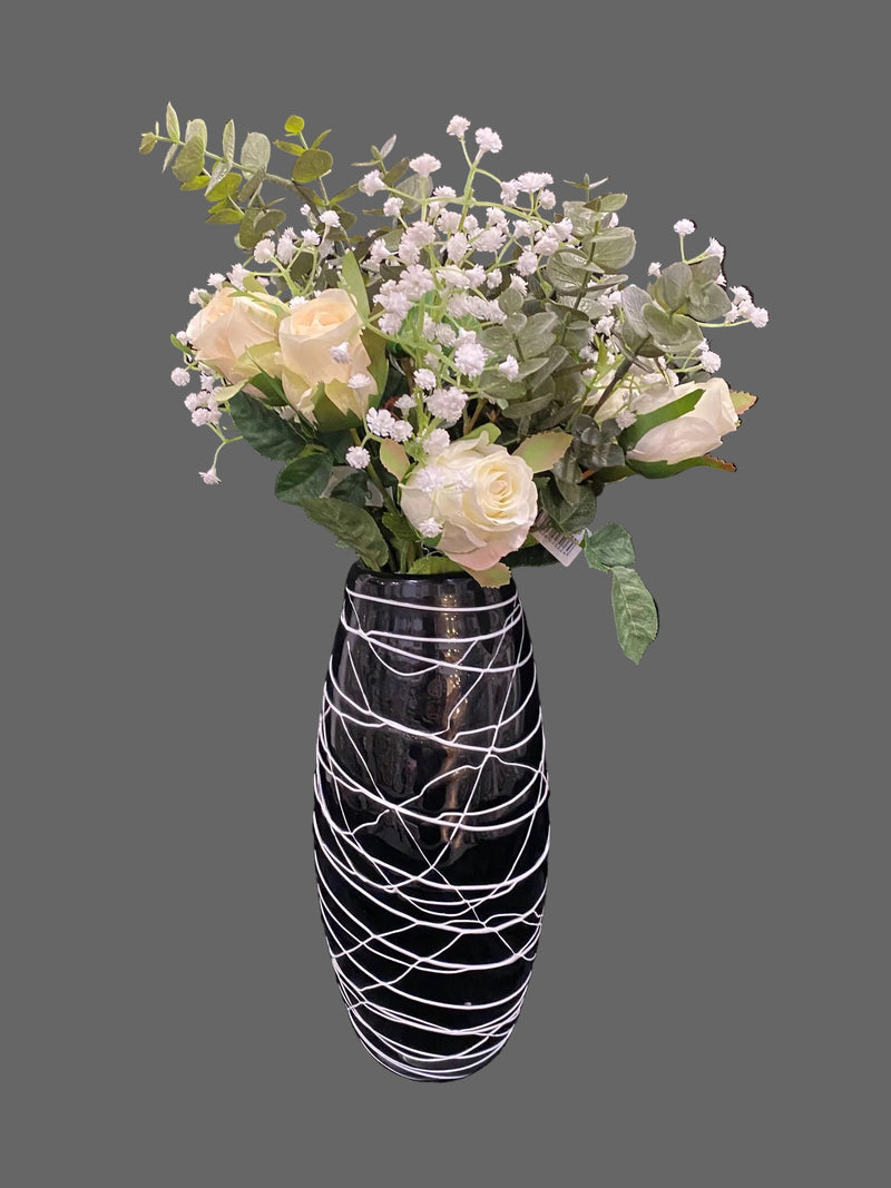 Buket med hvid roser Højde Ca. 45 Cm.
