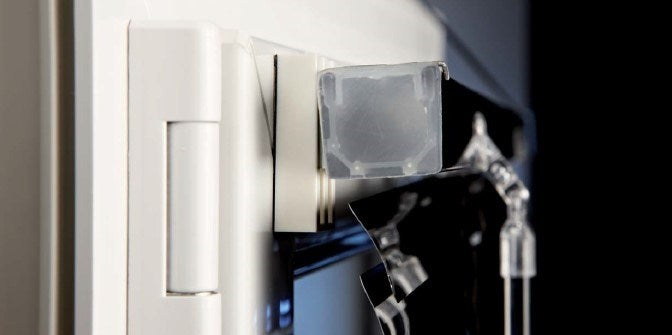 Universalbeslag Selvklæbende - Pr. Stk.